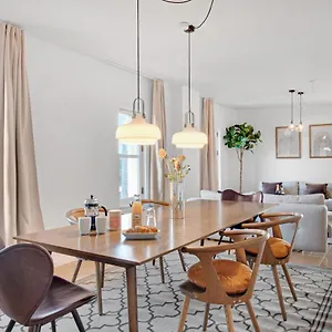 https://nyhavn.copenhagenhotelselect.com