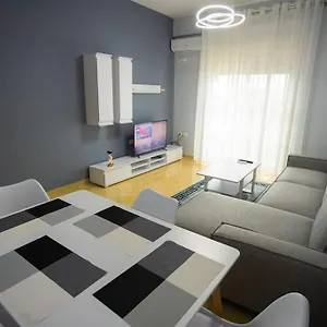 https://apartment-in-vlor-kejvi.albaniahotels.org