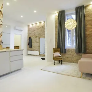 Apartment Golden Leaf, Budapest
